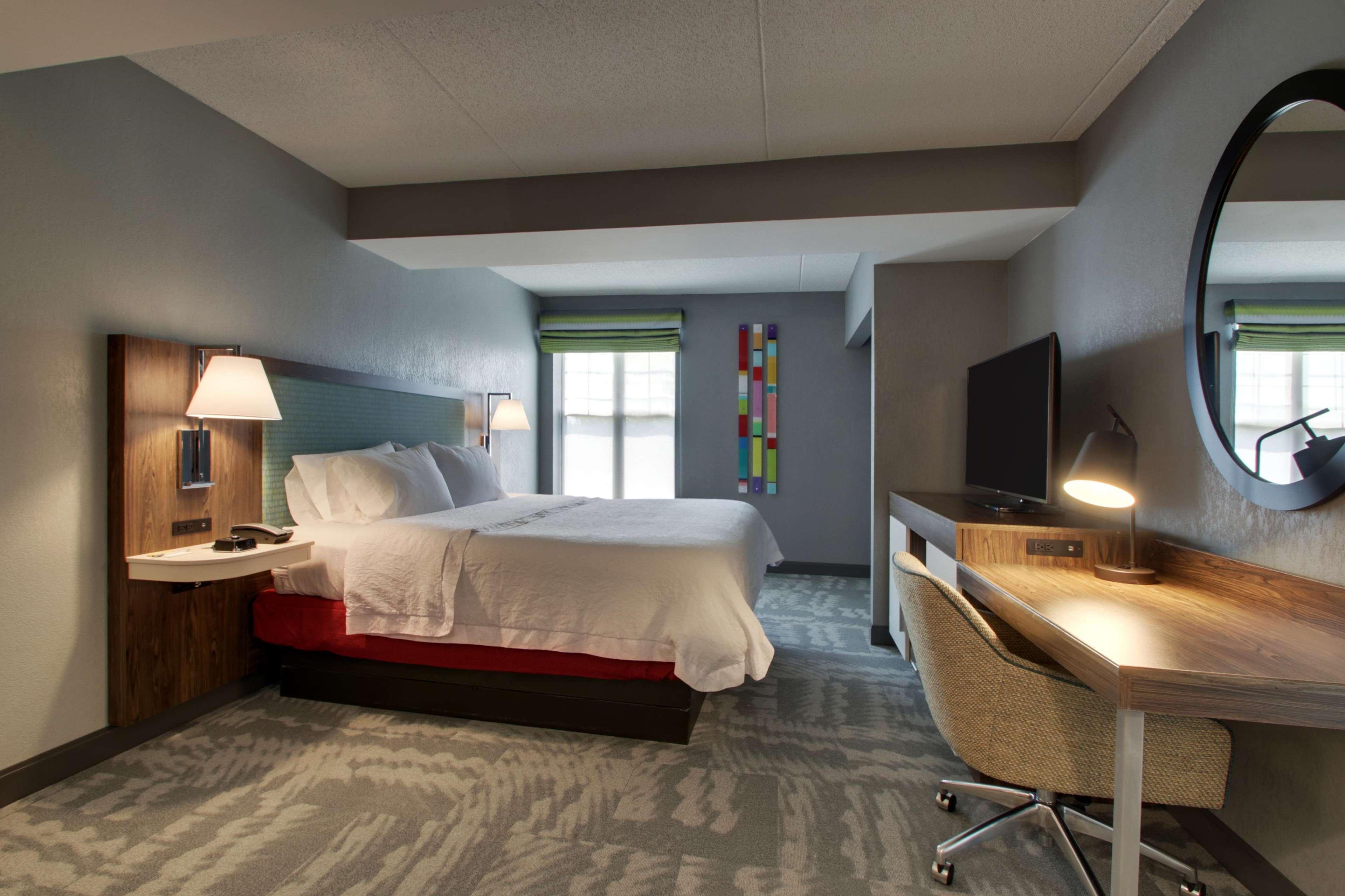 Hampton Inn & Suites Chicago/Орора Экстерьер фото
